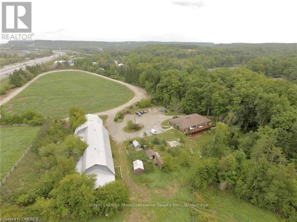 












225/269 CAMPBELL AVENUE E

,
Milton (Campbellville),







Ontario
L0P1B0

