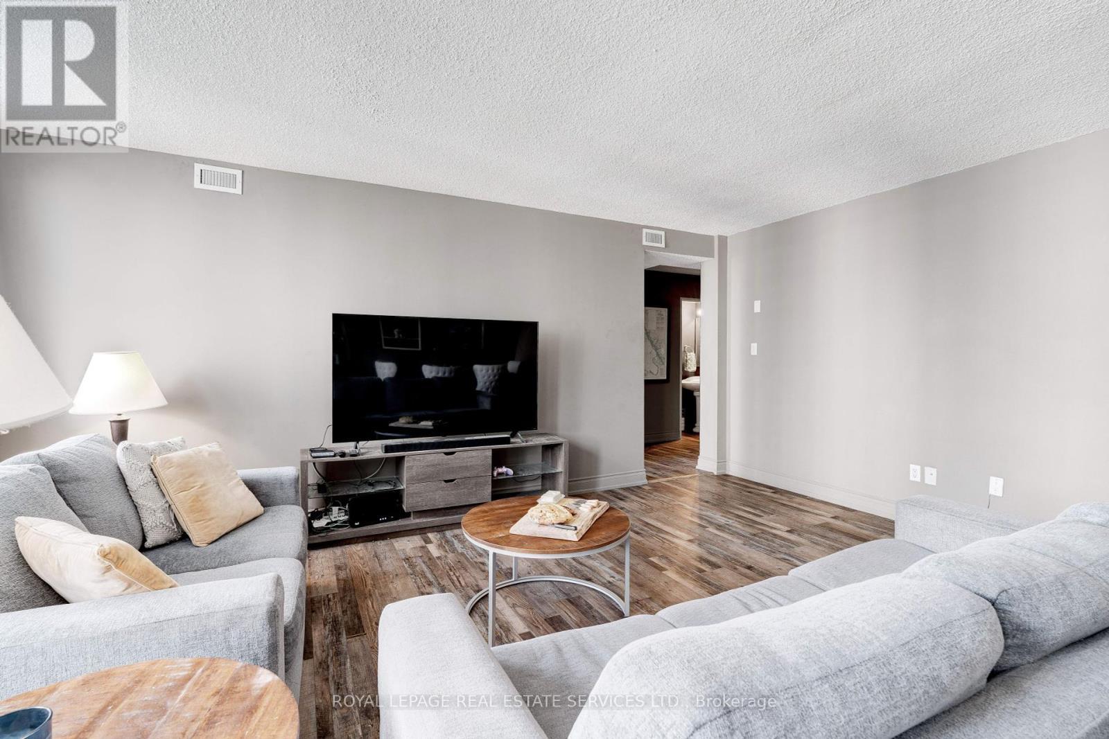 












808 - 120 DUKE STREET

,
Hamilton,




Ontario
L8P4T1

