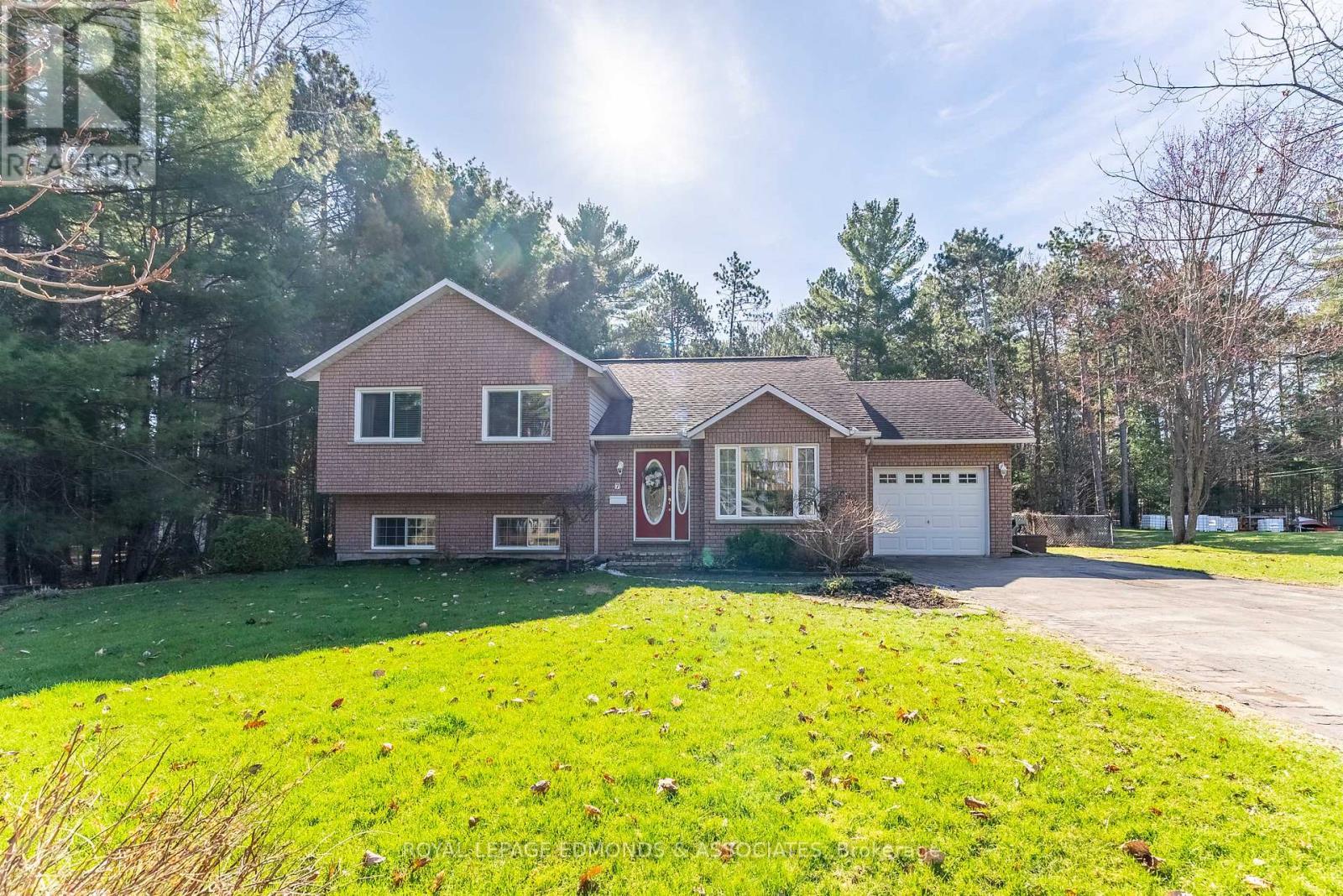 












7 BLUEJAY WAY

,
Petawawa,




Ontario
K8H3N9

