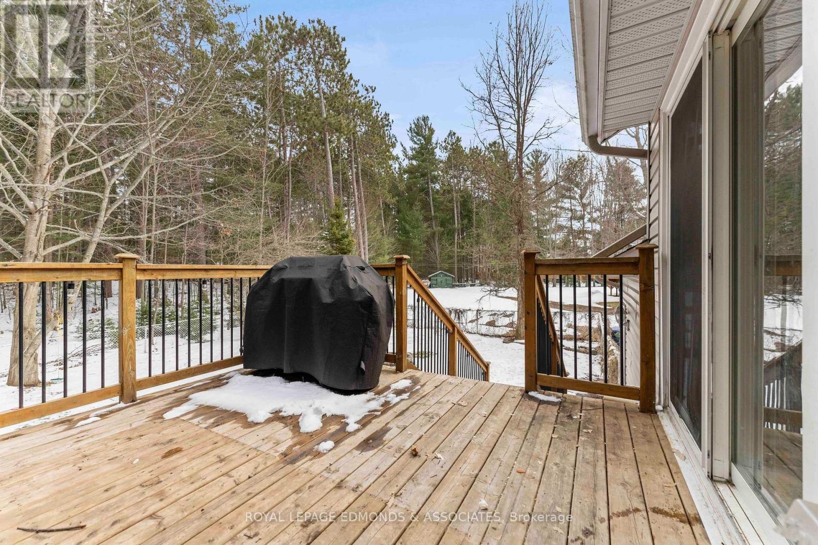 












7 BLUEJAY WAY

,
Petawawa,




Ontario
K8H3N9

