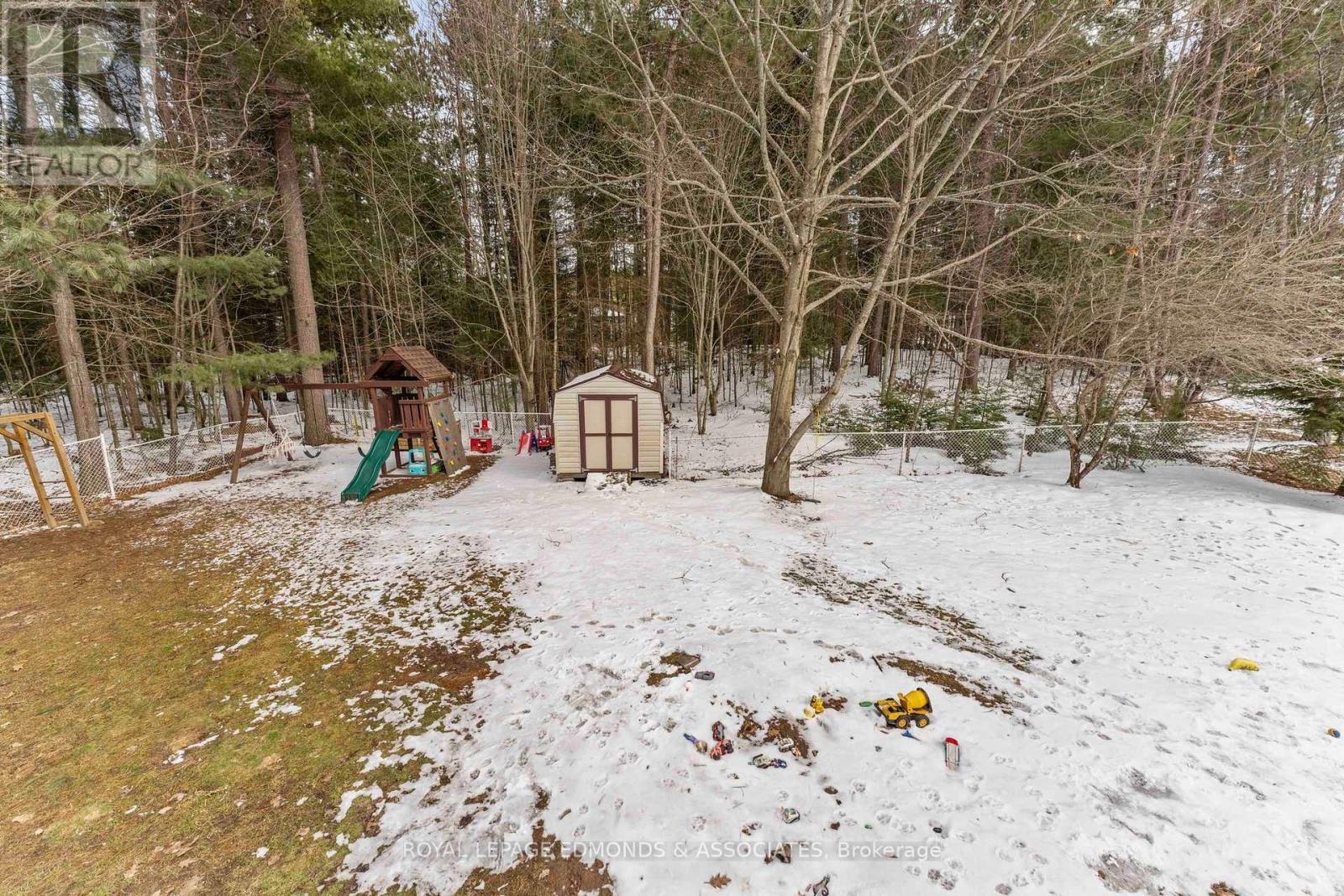 












7 BLUEJAY WAY

,
Petawawa,




Ontario
K8H3N9

