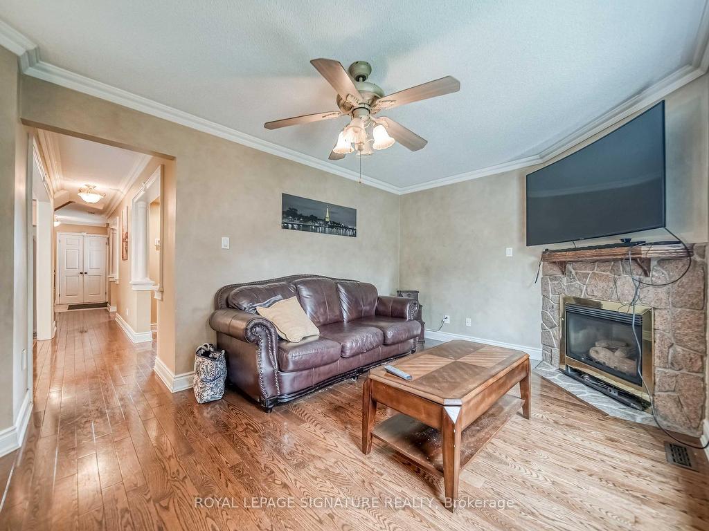 









3206


Forrestdale

Circle,
Mississauga,




ON
L5N 6V4

