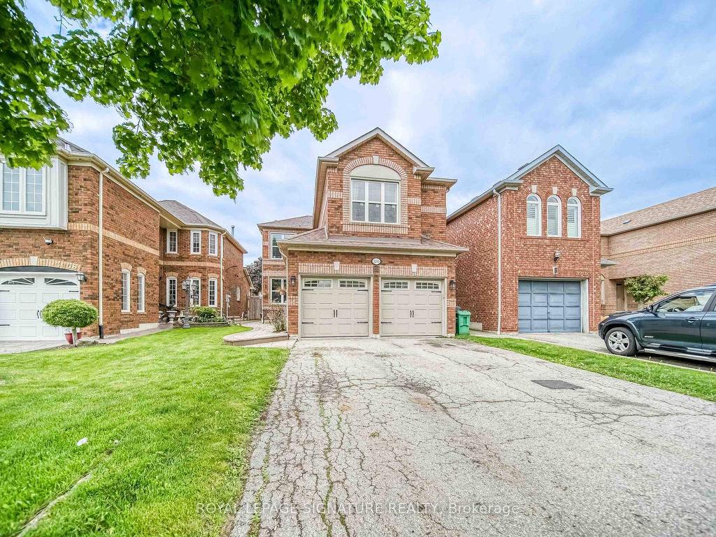 









3206


Forrestdale

Circle,
Mississauga,




ON
L5N 6V4

