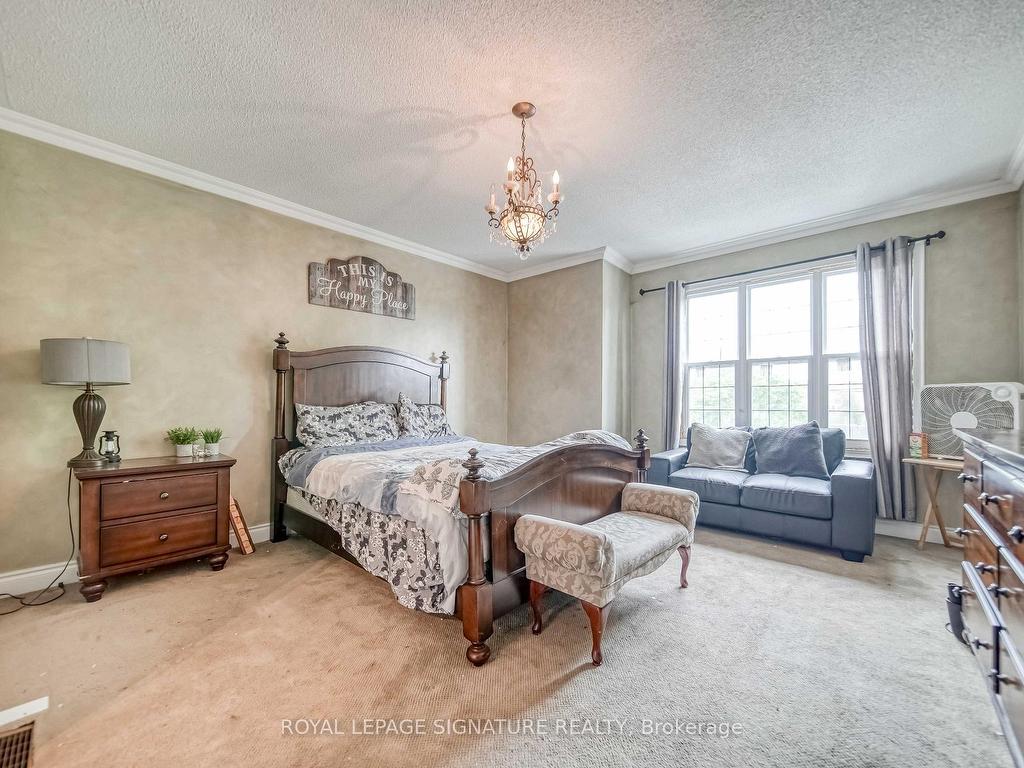 









3206


Forrestdale

Circle,
Mississauga,




ON
L5N 6V4


