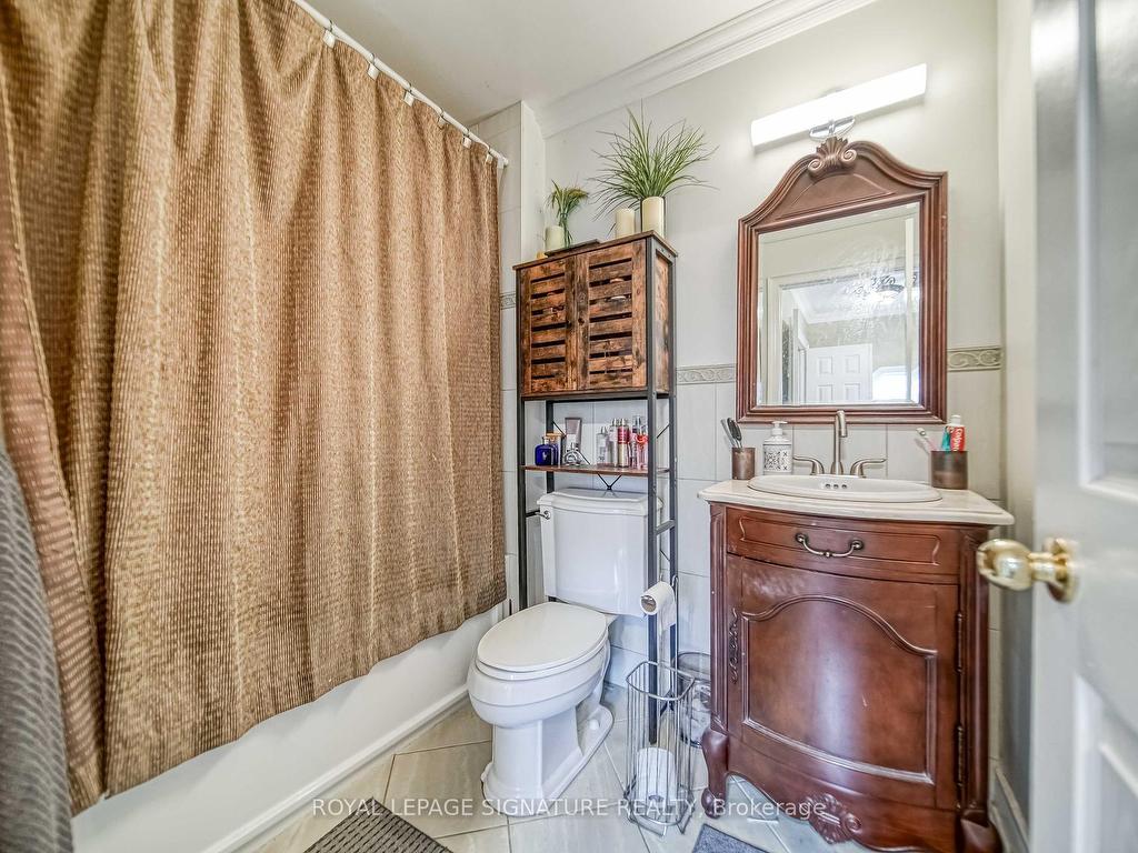 









3206


Forrestdale

Circle,
Mississauga,




ON
L5N 6V4

