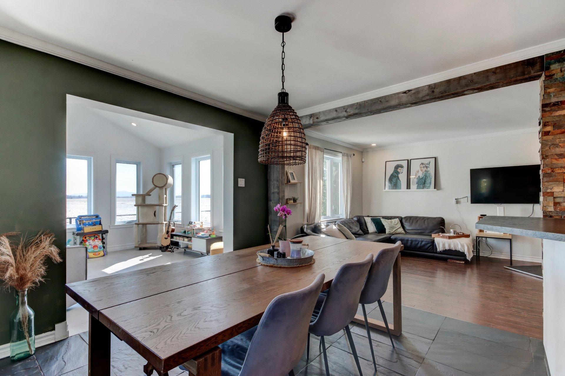 









3


Rue Cusson

,
Saint-Mathias-sur-Richelieu,




QC
J3L6Z3

