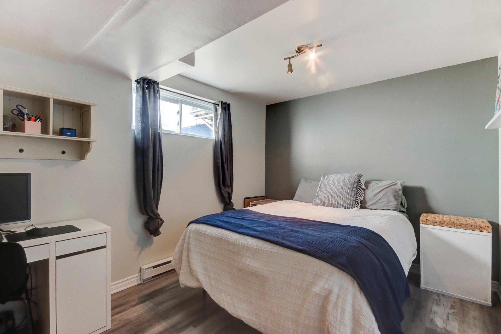 









3


Rue Cusson

,
Saint-Mathias-sur-Richelieu,




QC
J3L6Z3

