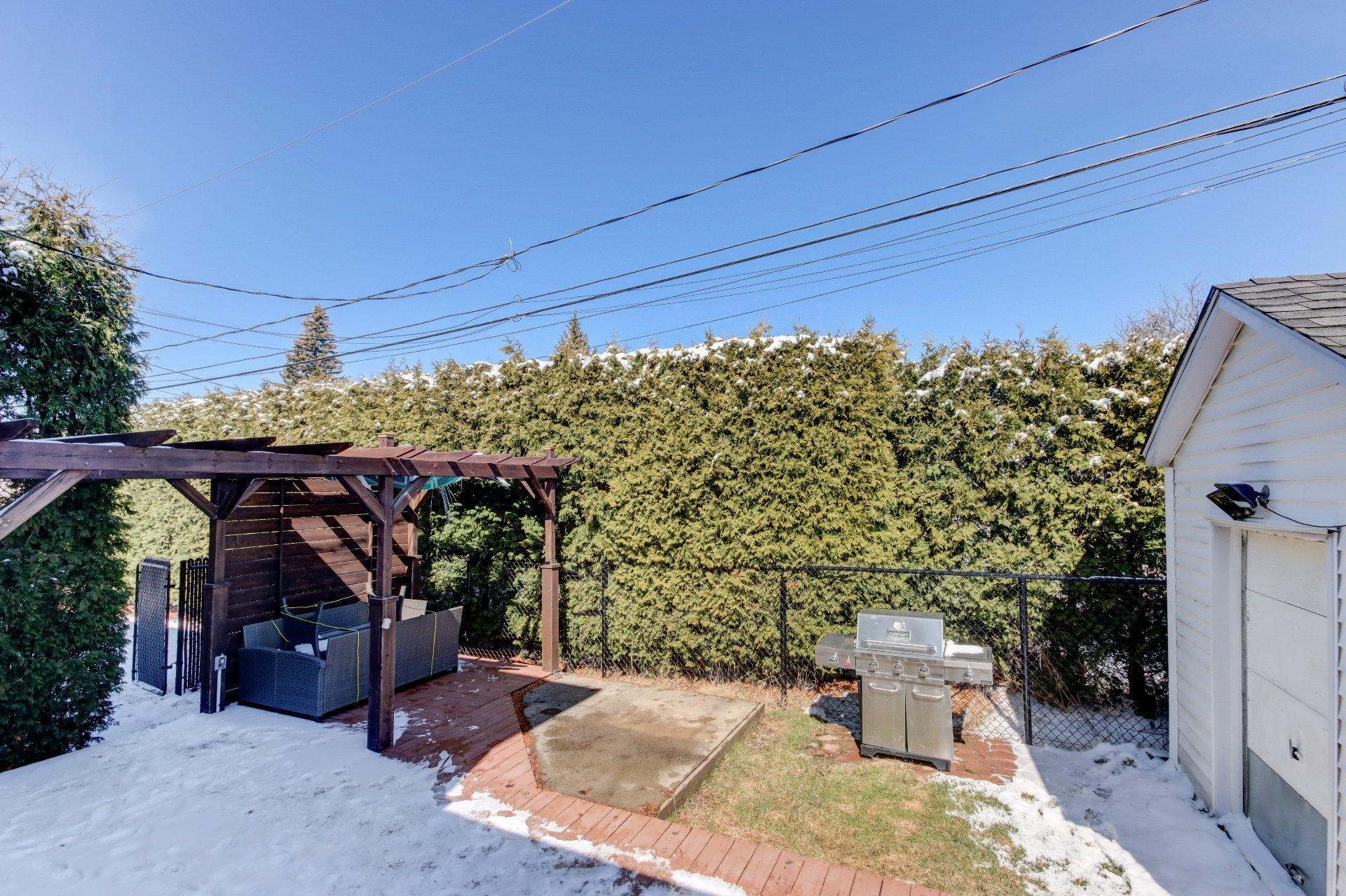 









3


Rue Cusson

,
Saint-Mathias-sur-Richelieu,




QC
J3L6Z3

