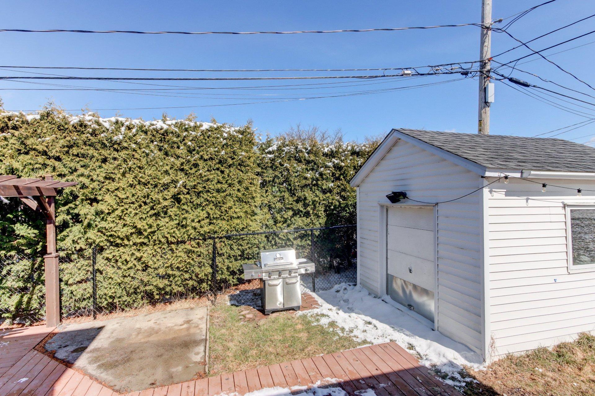 









3


Rue Cusson

,
Saint-Mathias-sur-Richelieu,




QC
J3L6Z3

