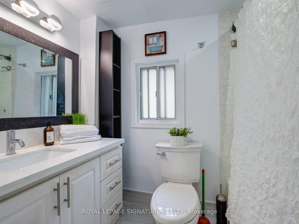 









259


Claremont

Street,
Toronto,




ON
M6J 2N1

