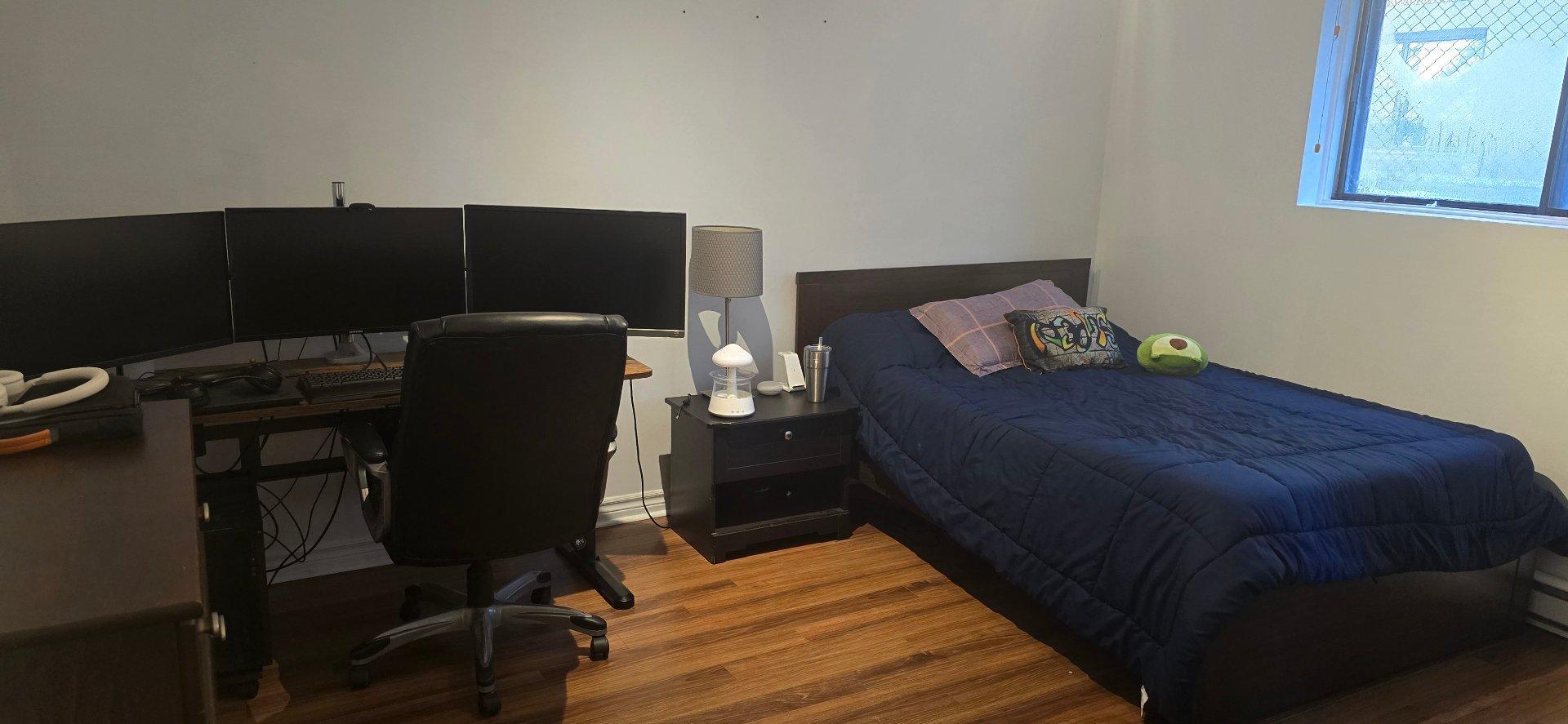 









10061


Rue Jules-Crépeau

,
Montréal (Ahuntsic-Cartierville),




QC
H4N2Z4

