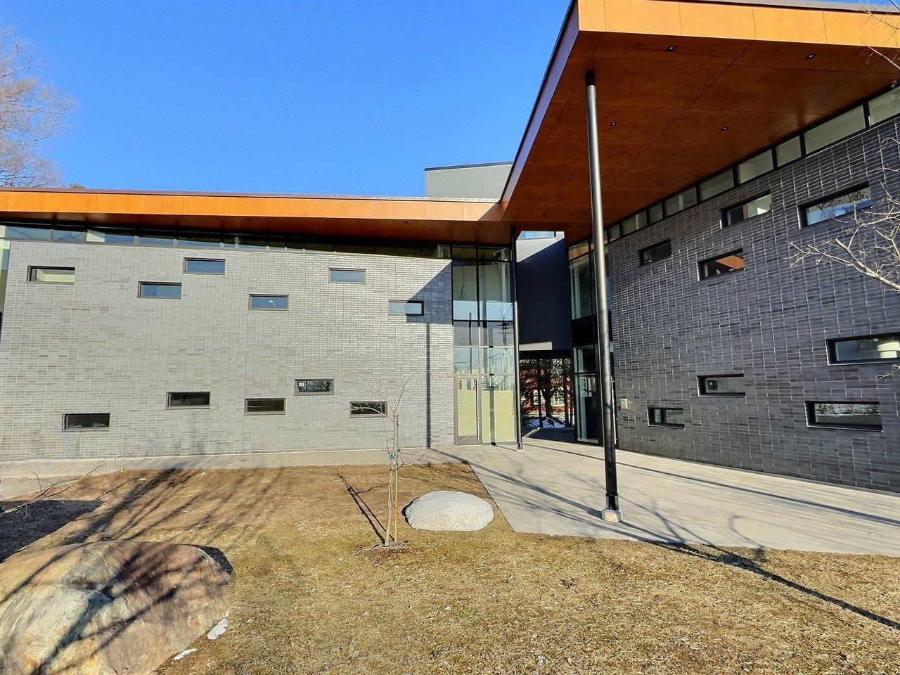 









2300

 - 2302


Rue Principale O.

,
Magog,




QC
J1J0J1


