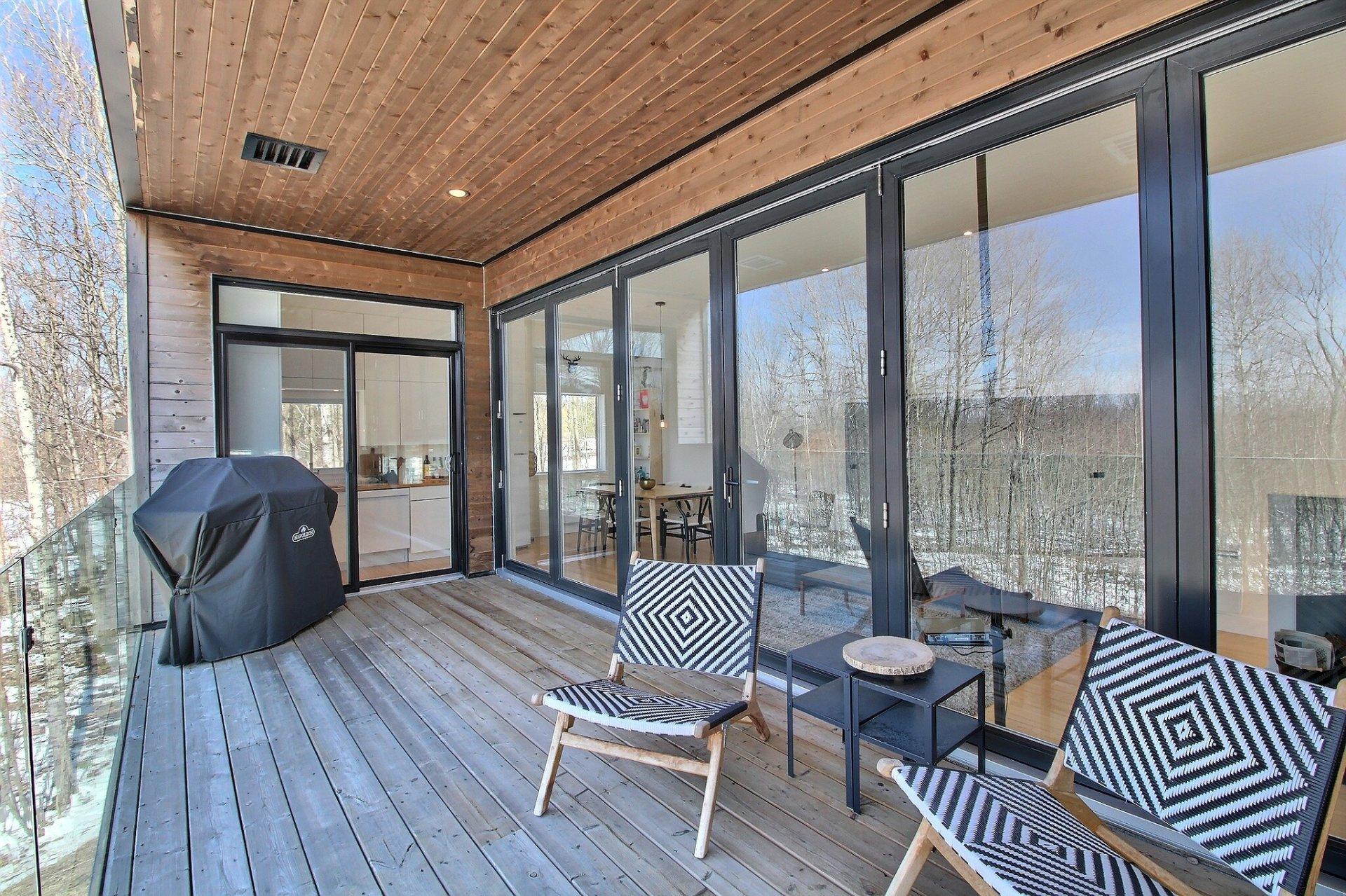 









15


Ch. du Sous-Bois

,
Eastman,




QC
J0B1P0

