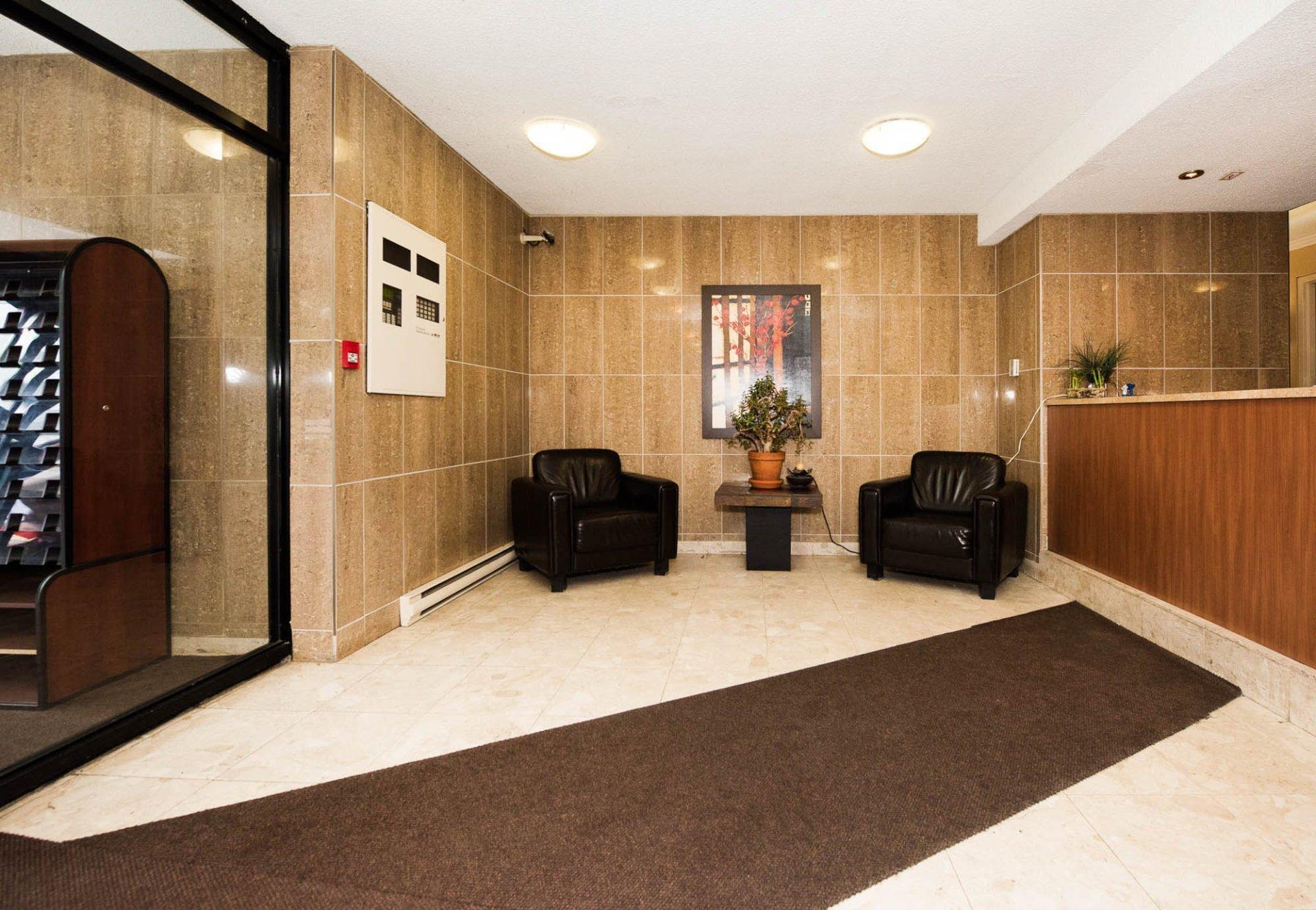 









3470


Rue Simpson

, 805,
Montréal (Ville-Marie),




QC
H3G2J5

