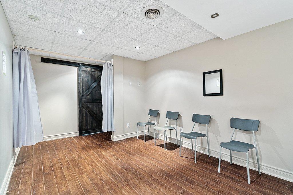 









78


Rue Principale

,
Gatineau (Aylmer),




QC
J9H3L7

