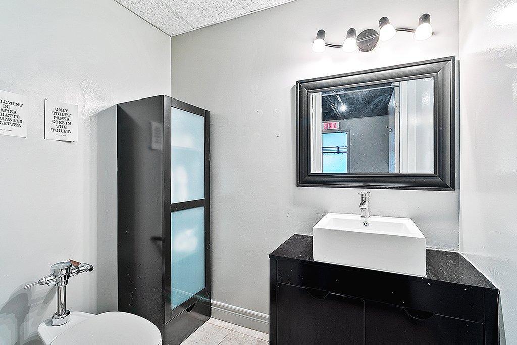









78


Rue Principale

,
Gatineau (Aylmer),




QC
J9H3L7

