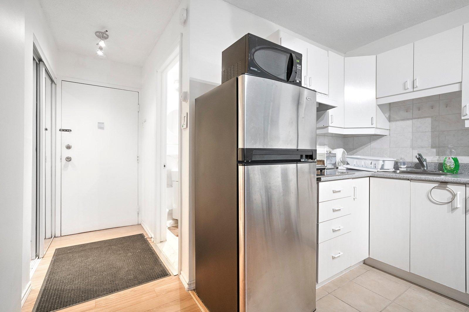









3480


Rue Simpson

, 103,
Montréal (Ville-Marie),




QC
H3G1B9

