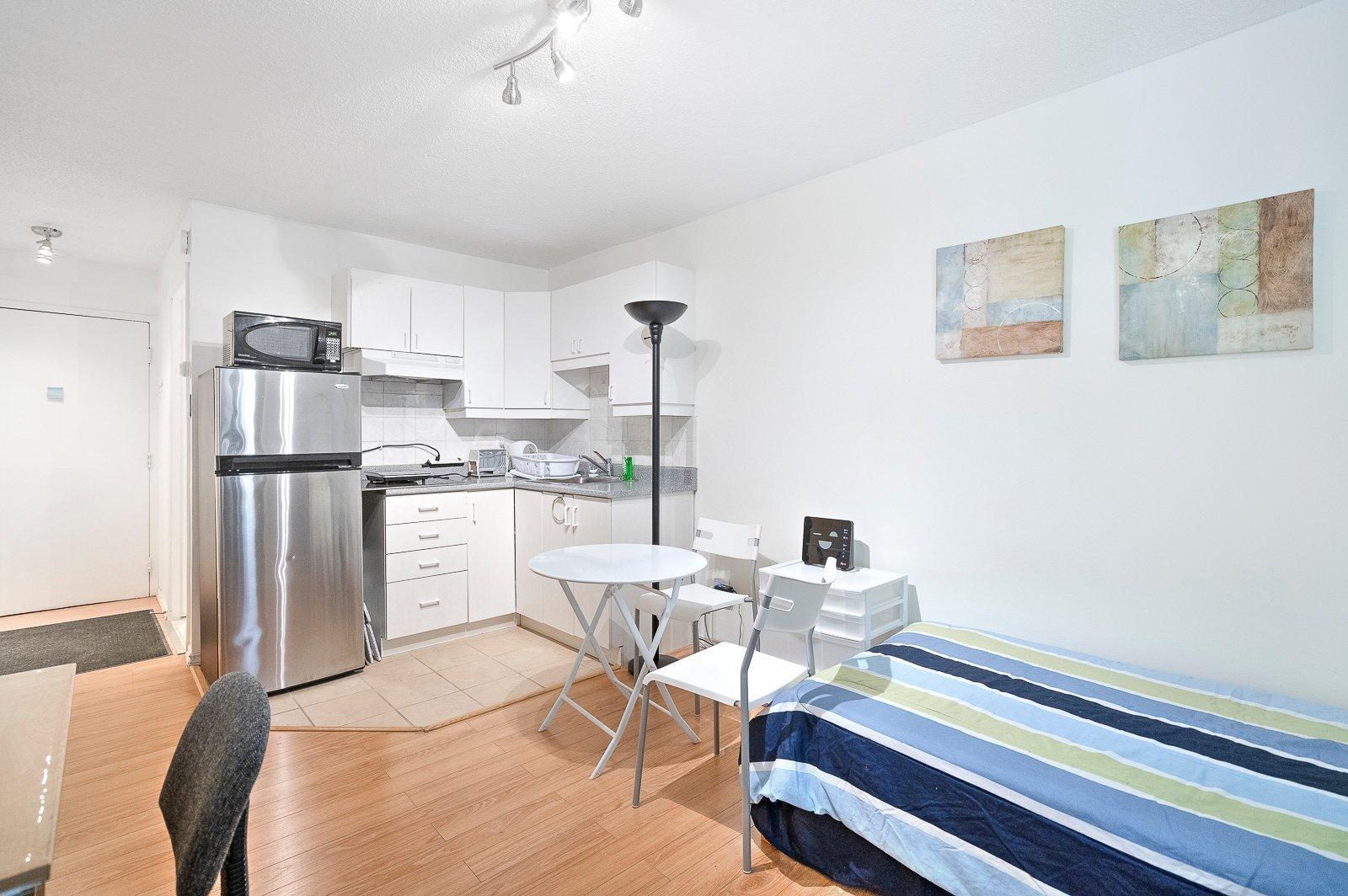 









3480


Rue Simpson

, 103,
Montréal (Ville-Marie),




QC
H3G1B9

