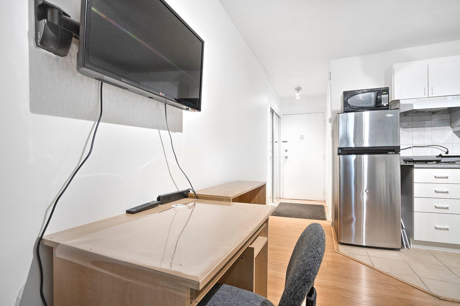 









3480


Rue Simpson

, 103,
Montréal (Ville-Marie),




QC
H3G1B9

