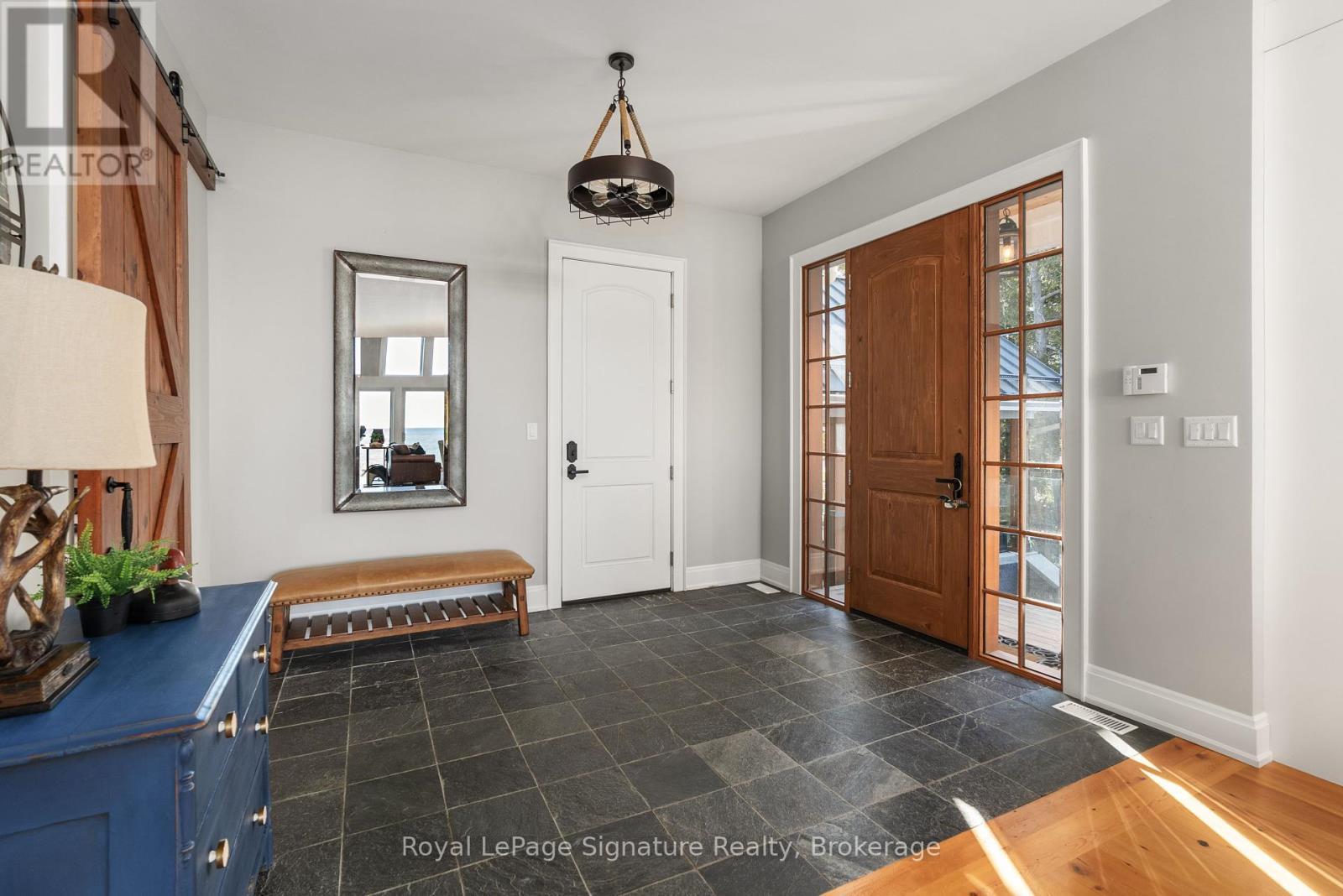 












129 LAKESHORE ROAD S

,
Meaford,




Ontario
N4L0A7

