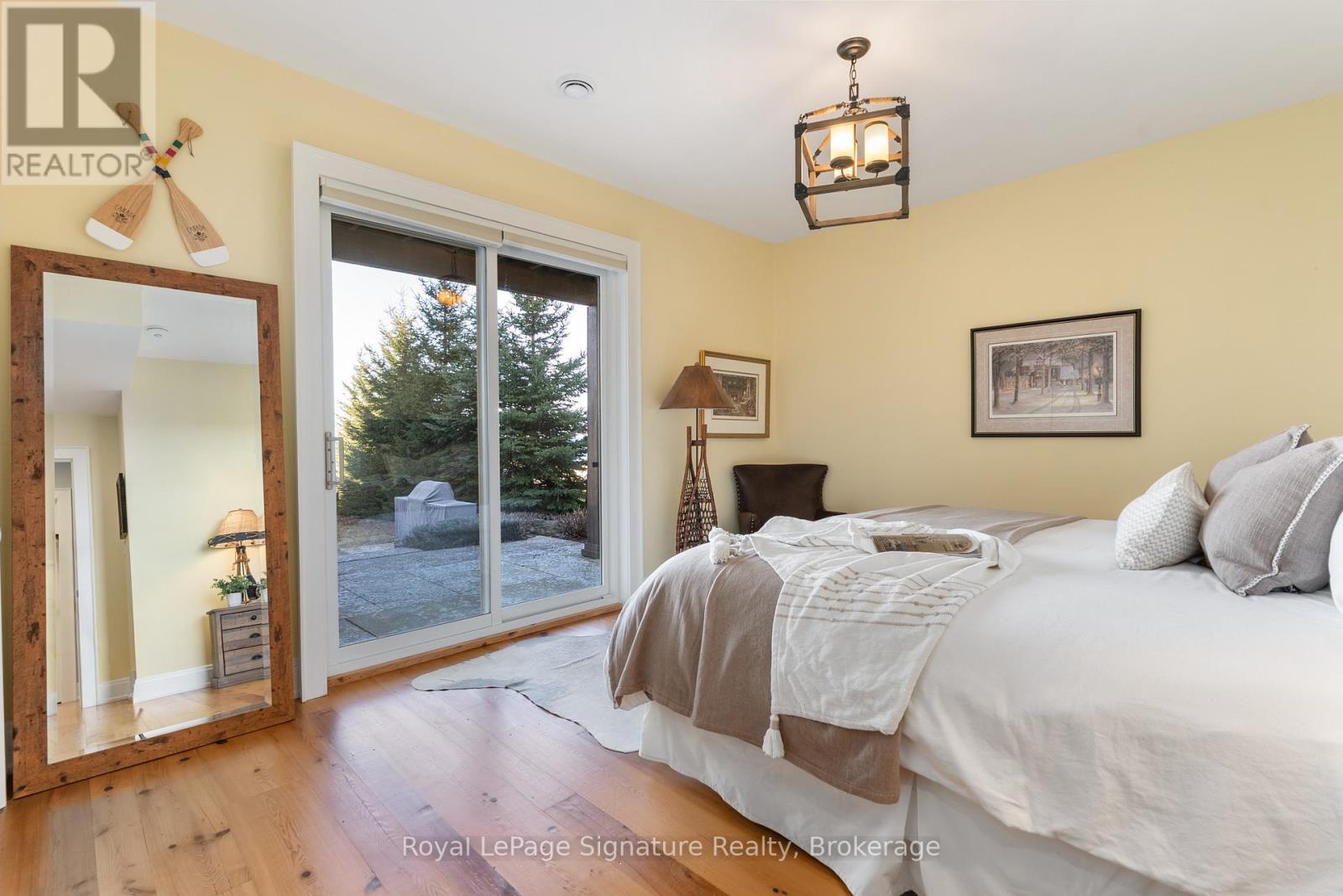 












129 LAKESHORE ROAD S

,
Meaford,




Ontario
N4L0A7

