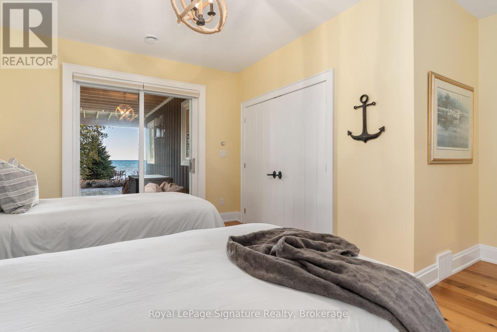 












129 LAKESHORE ROAD S

,
Meaford,




Ontario
N4L0A7


