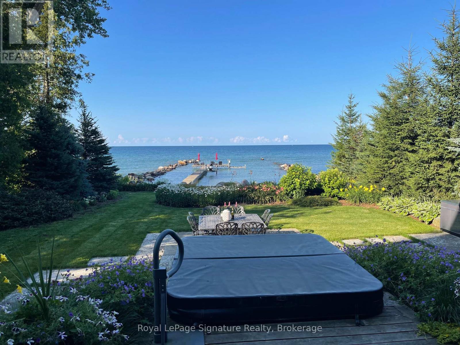 












129 LAKESHORE ROAD S

,
Meaford,




Ontario
N4L0A7

