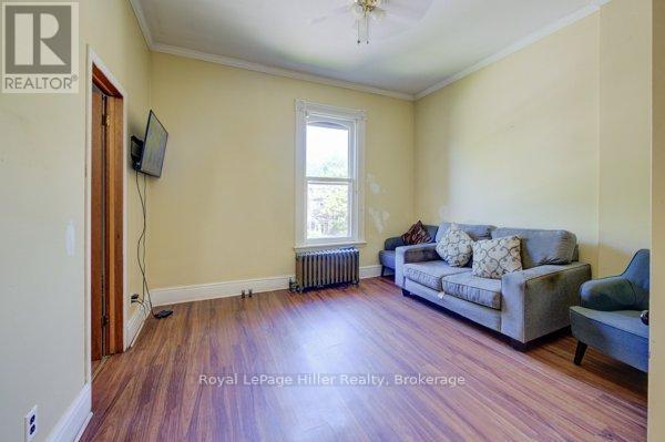 












28 WILSON STREET E

,
Huron East (Seaforth),




Ontario
N0K1W0

