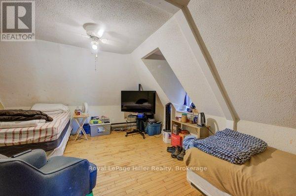 












28 WILSON STREET E

,
Huron East (Seaforth),




Ontario
N0K1W0

