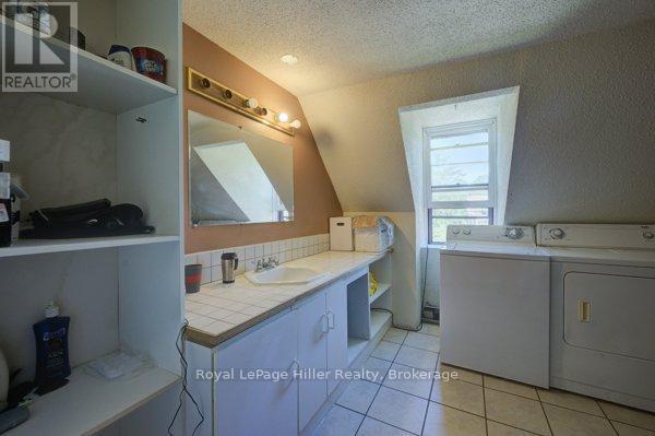 












28 WILSON STREET E

,
Huron East (Seaforth),




Ontario
N0K1W0

