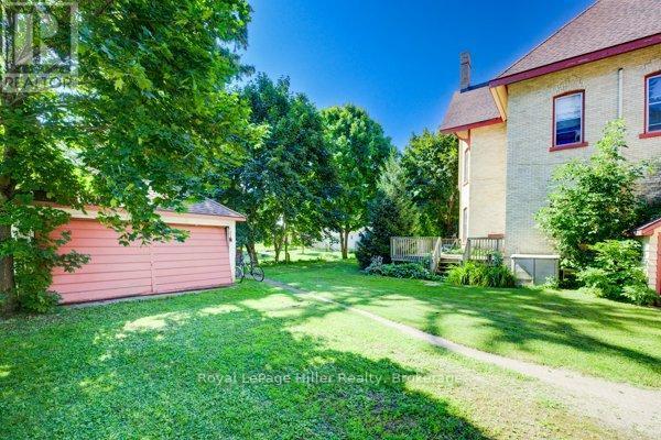 












28 WILSON STREET E

,
Huron East (Seaforth),




Ontario
N0K1W0

