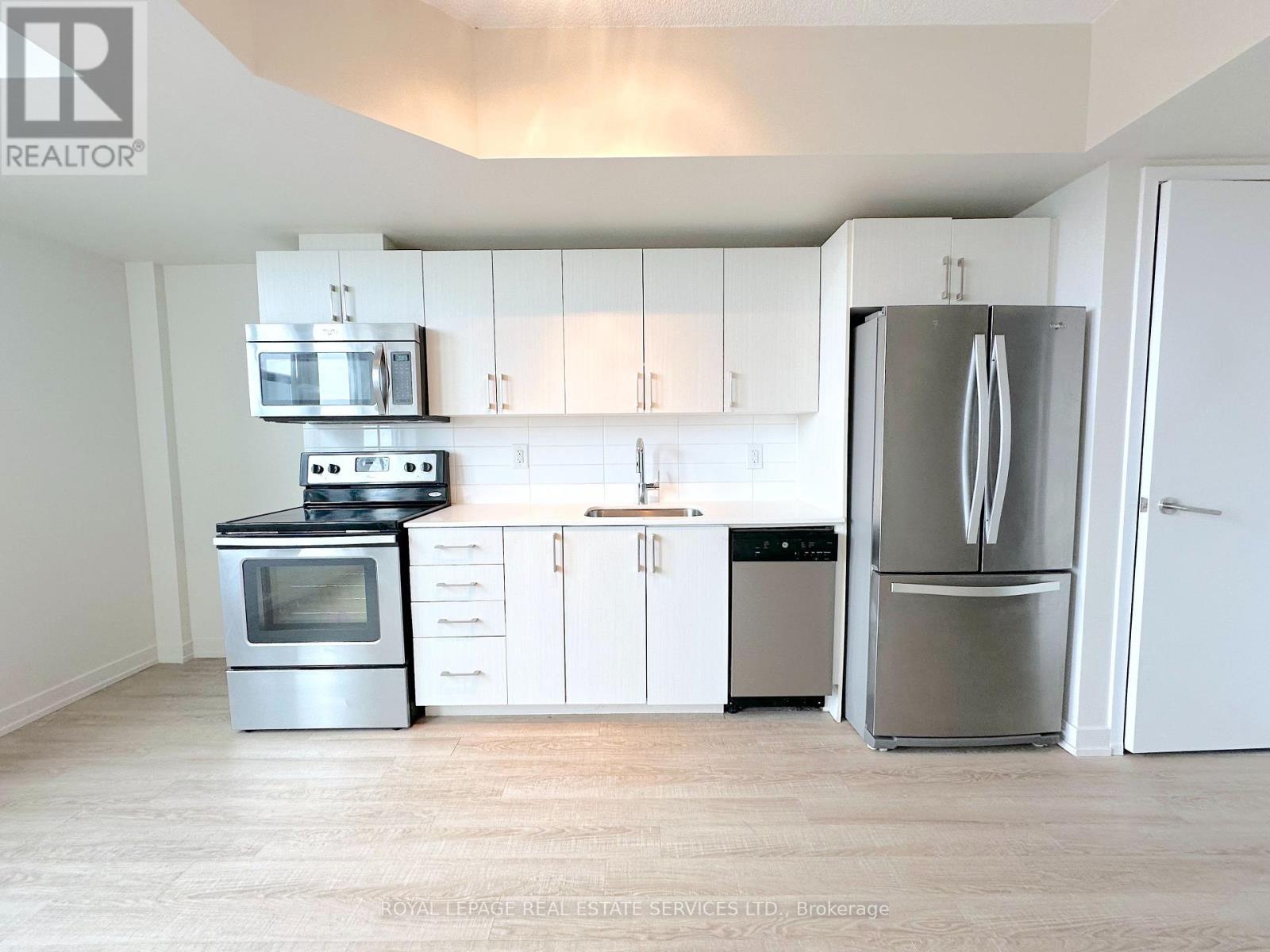 












603 - 763 WOODBINE AVENUE

,
Toronto,




Ontario
M4E2J4

