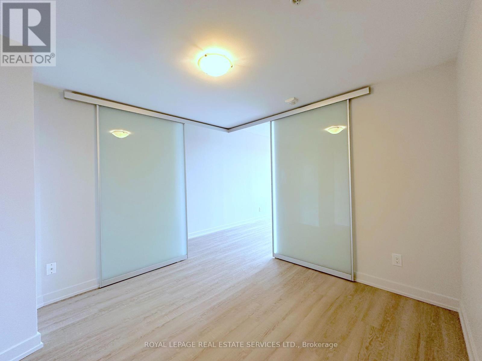 












603 - 763 WOODBINE AVENUE

,
Toronto,




Ontario
M4E2J4

