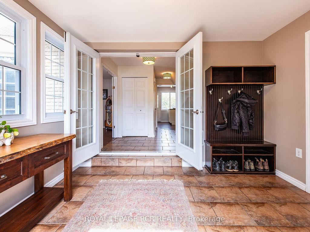









35


Elm

Avenue,
Orangeville,




ON
L9W 3G3

