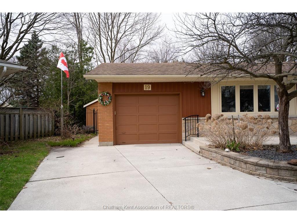 









19


Dove

Place,
Chatham,




ON
N7L 1H1

