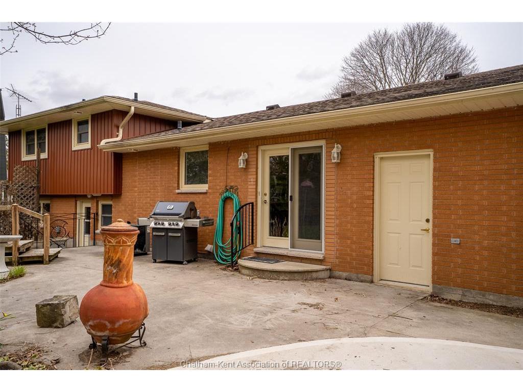 









19


Dove

Place,
Chatham,




ON
N7L 1H1

