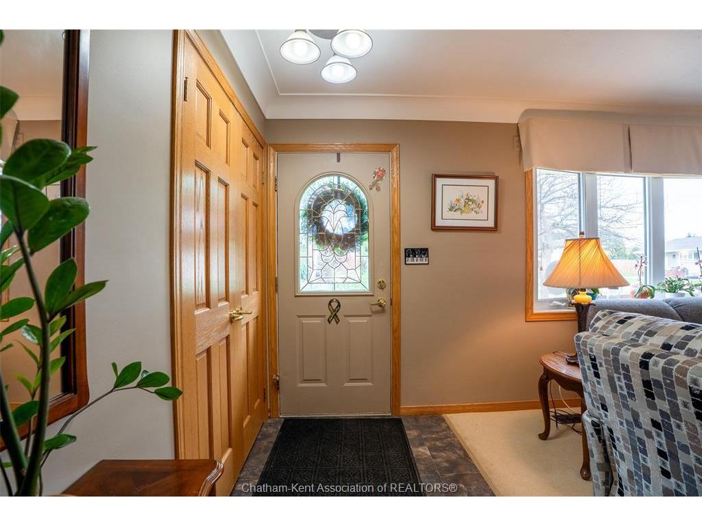 









19


Dove

Place,
Chatham,




ON
N7L 1H1

