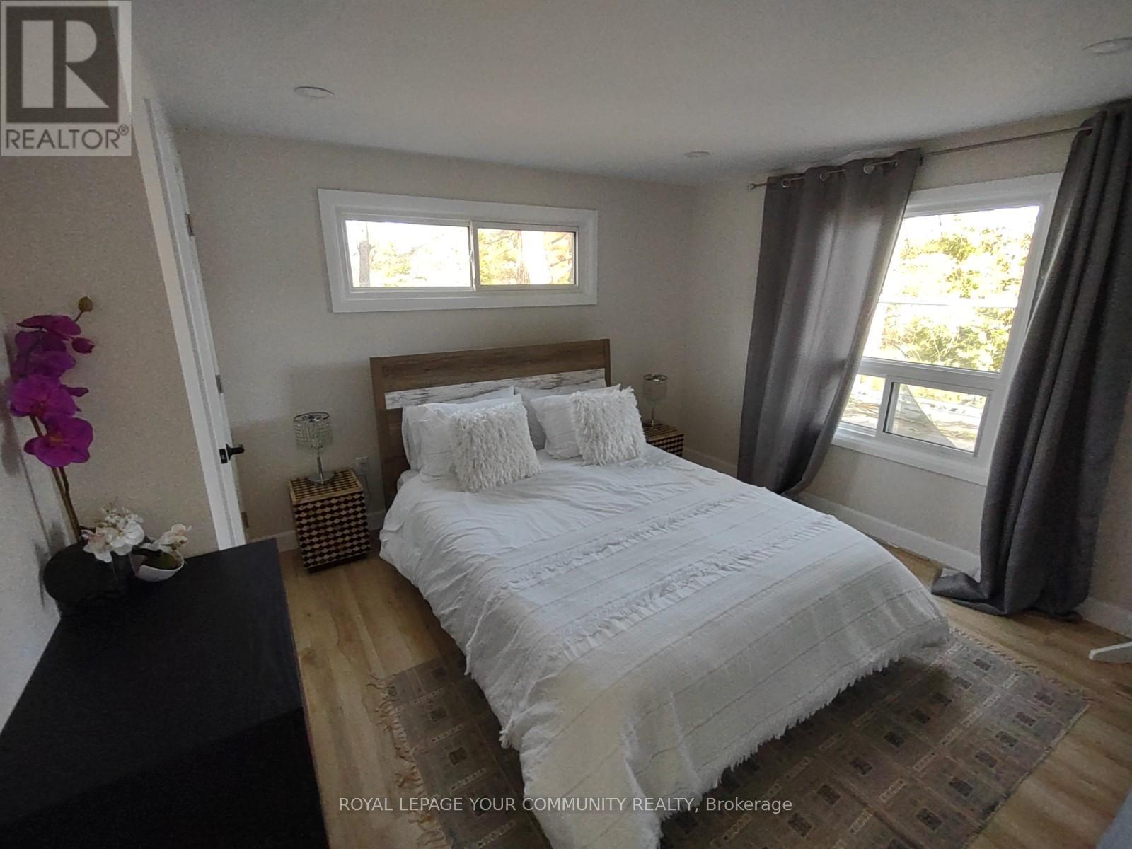 












7847 OAKRIDGE DRIVE

,
Ramara,




Ontario
L0K2B0

