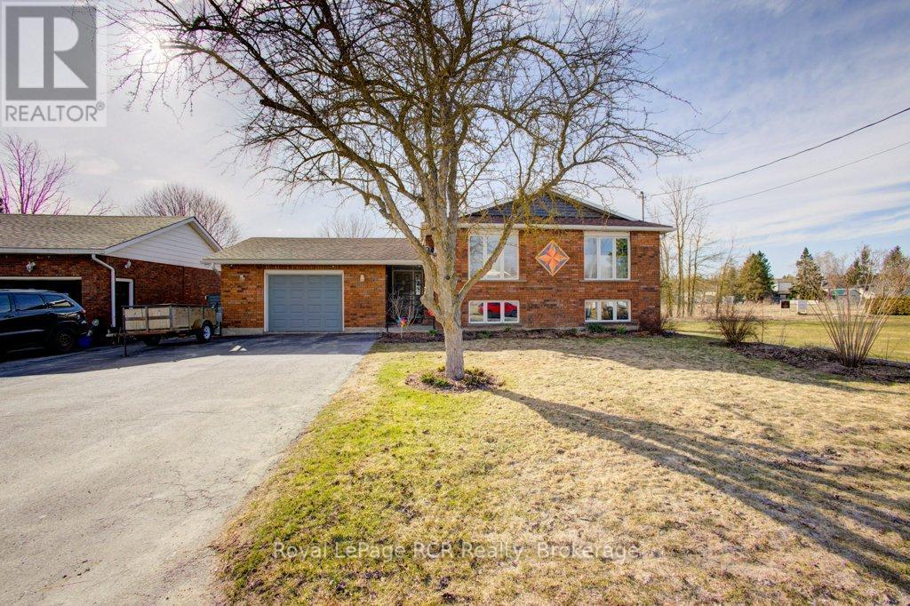 












174 CONESTOGA STREET

,
Wellington North (Arthur),




Ontario
N0G1A0

