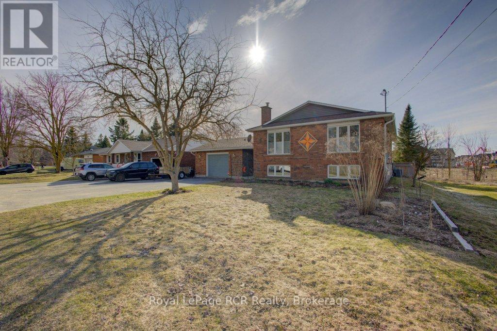 












174 CONESTOGA STREET

,
Wellington North (Arthur),




Ontario
N0G1A0

