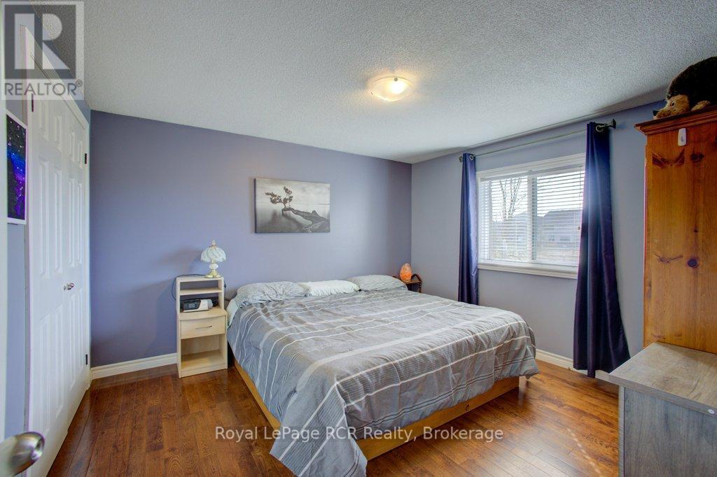 












174 CONESTOGA STREET

,
Wellington North (Arthur),




Ontario
N0G1A0


