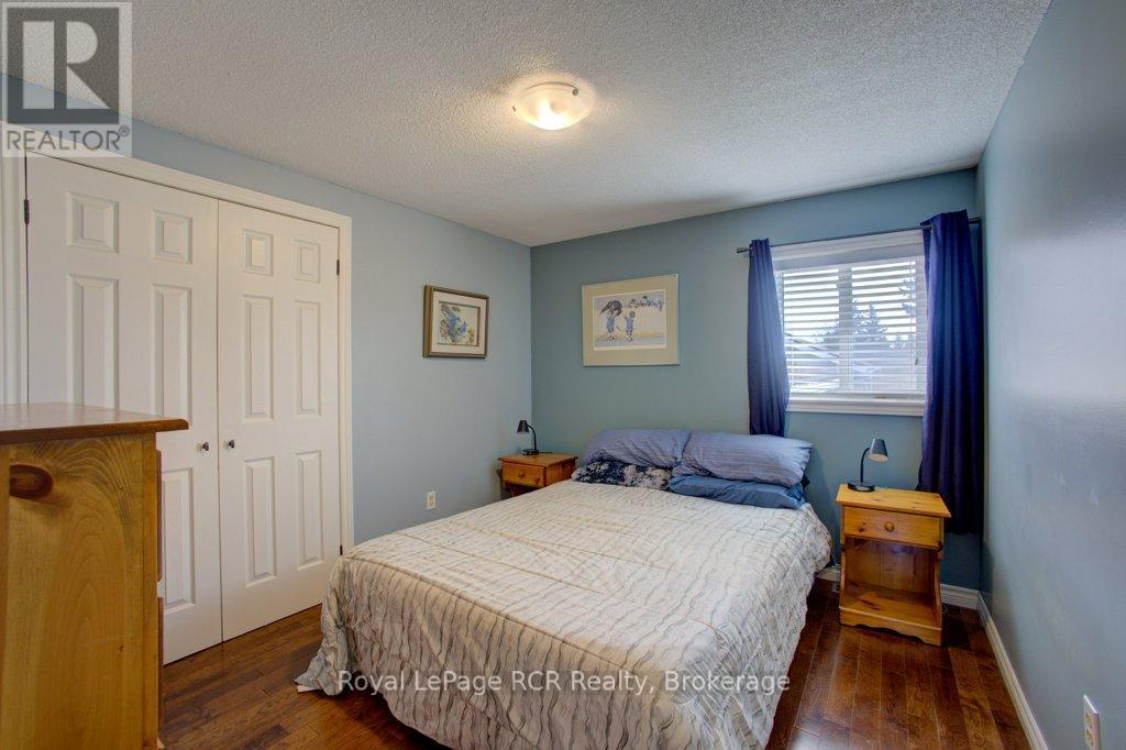 












174 CONESTOGA STREET

,
Wellington North (Arthur),




Ontario
N0G1A0


