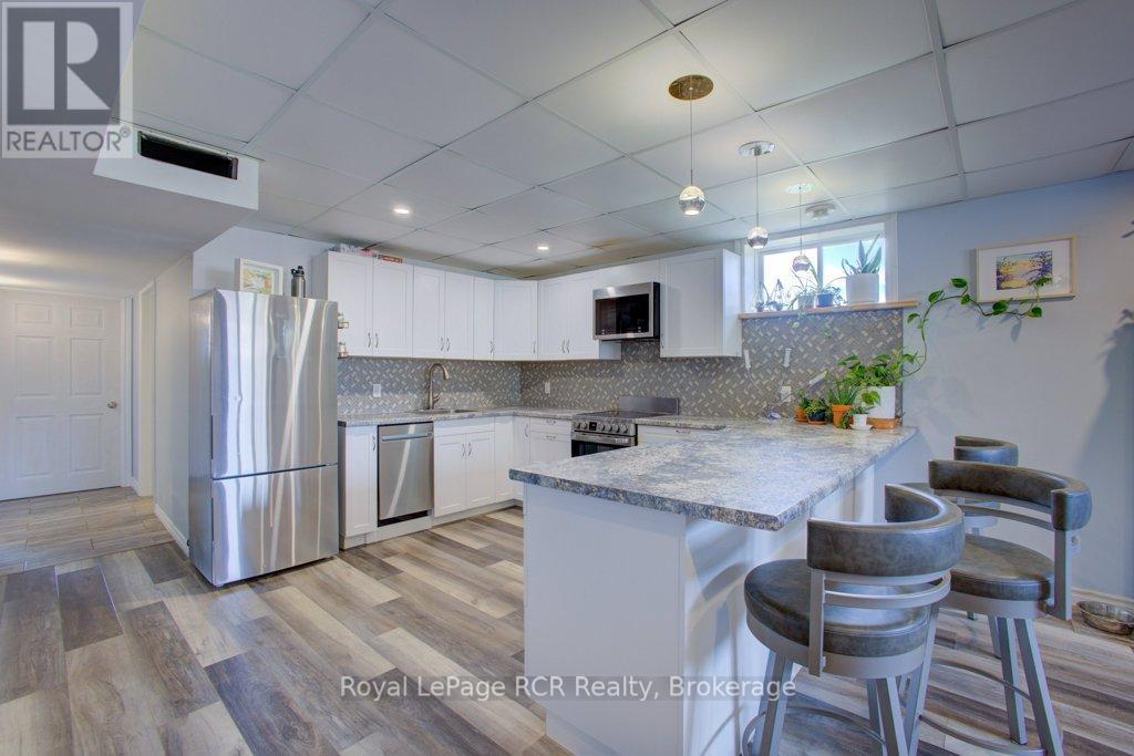 












174 CONESTOGA STREET

,
Wellington North (Arthur),




Ontario
N0G1A0

