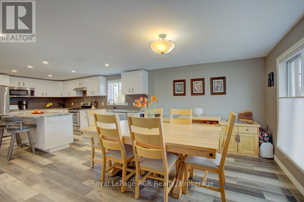 












174 CONESTOGA STREET

,
Wellington North (Arthur),




Ontario
N0G1A0

