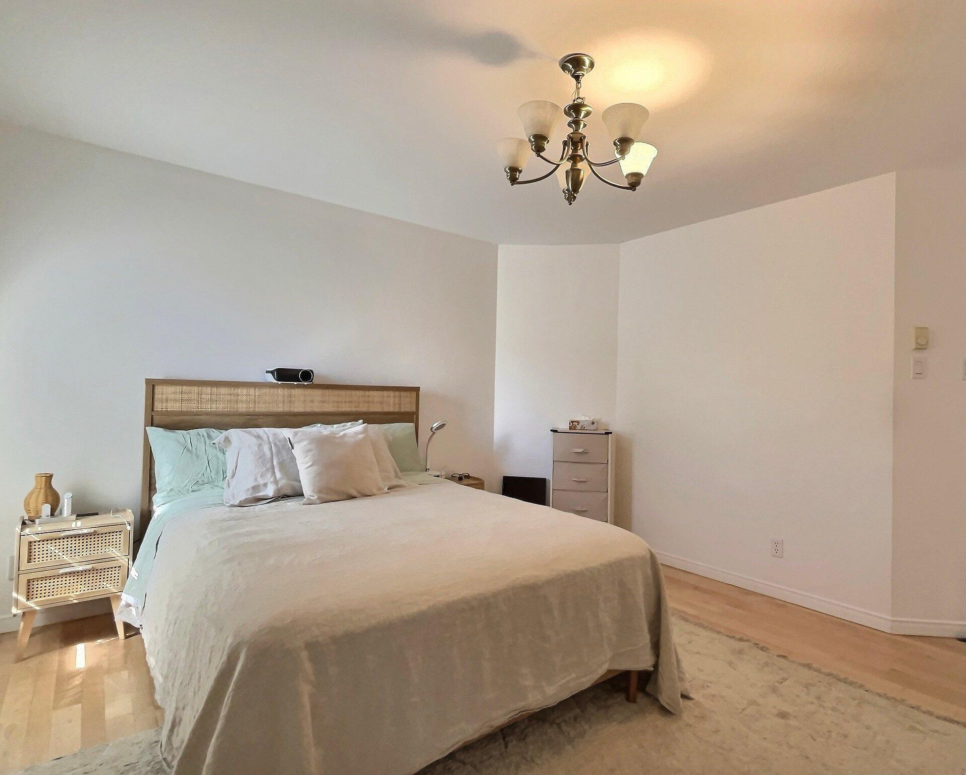 









785


Rue Brosseau

,
Trois-Rivières,




QC
G9A6J9

