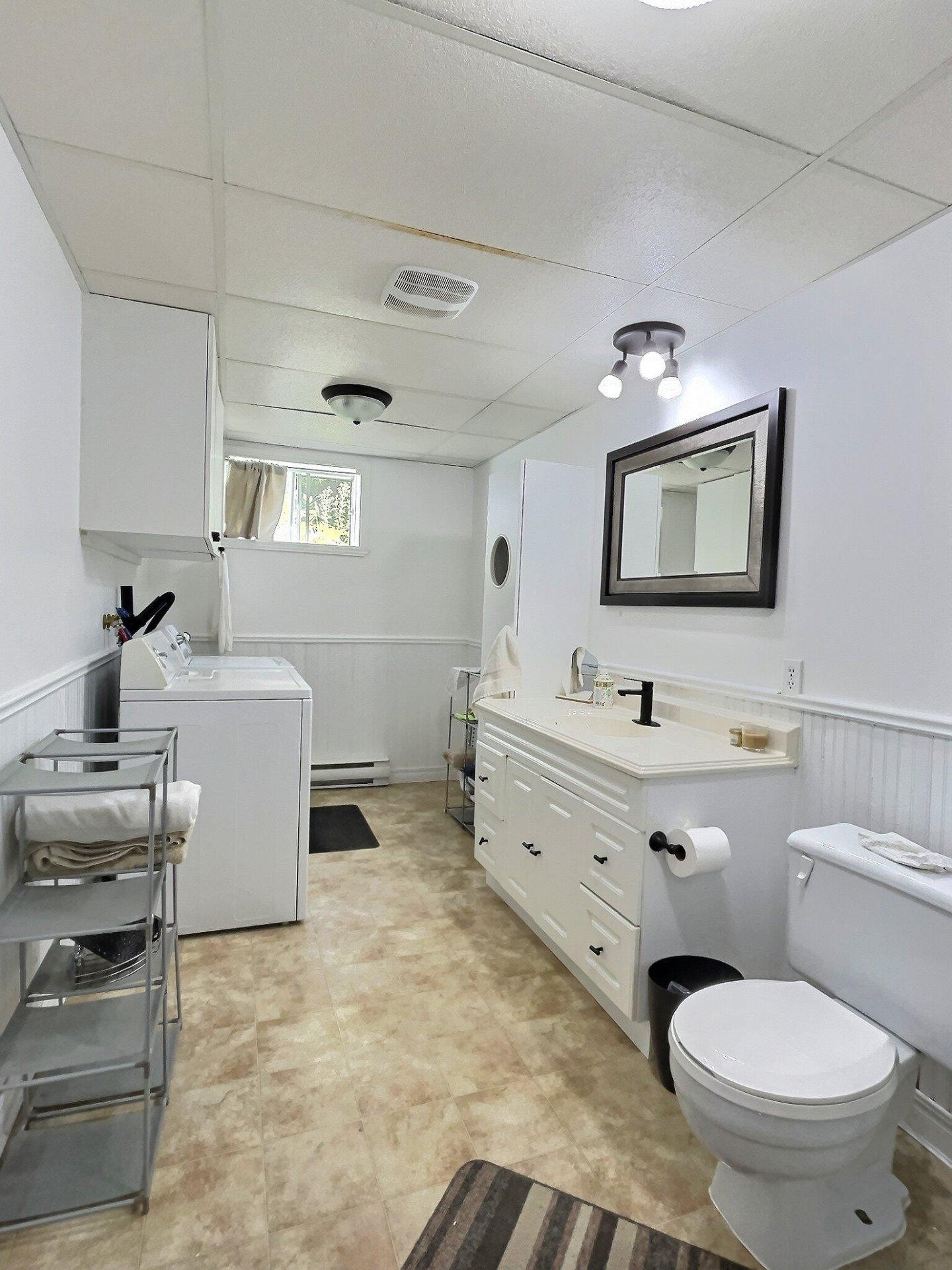 









785


Rue Brosseau

,
Trois-Rivières,




QC
G9A6J9

