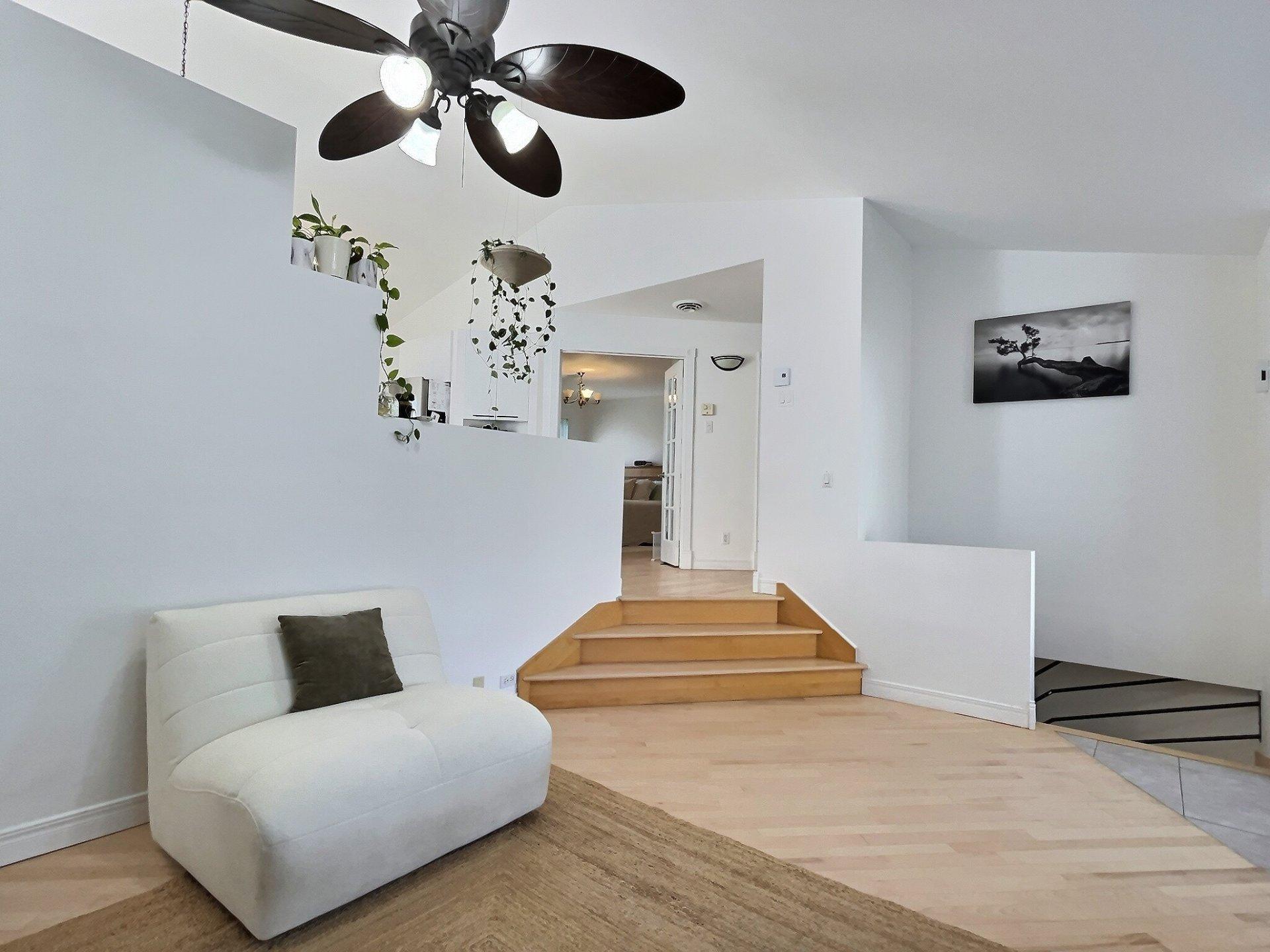 









785


Rue Brosseau

,
Trois-Rivières,




QC
G9A6J9

