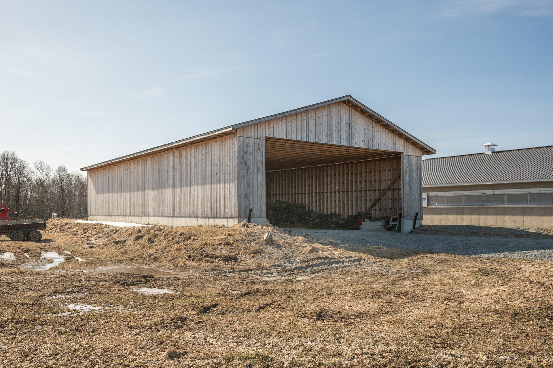 









970


Ch. Grainger

,
Melbourne,




QC
J0B2B0

