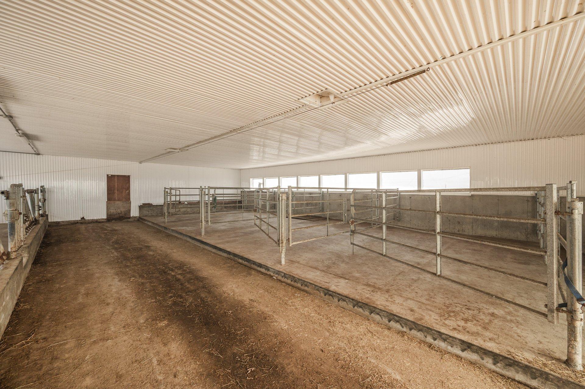 









970


Ch. Grainger

,
Melbourne,




QC
J0B2B0


