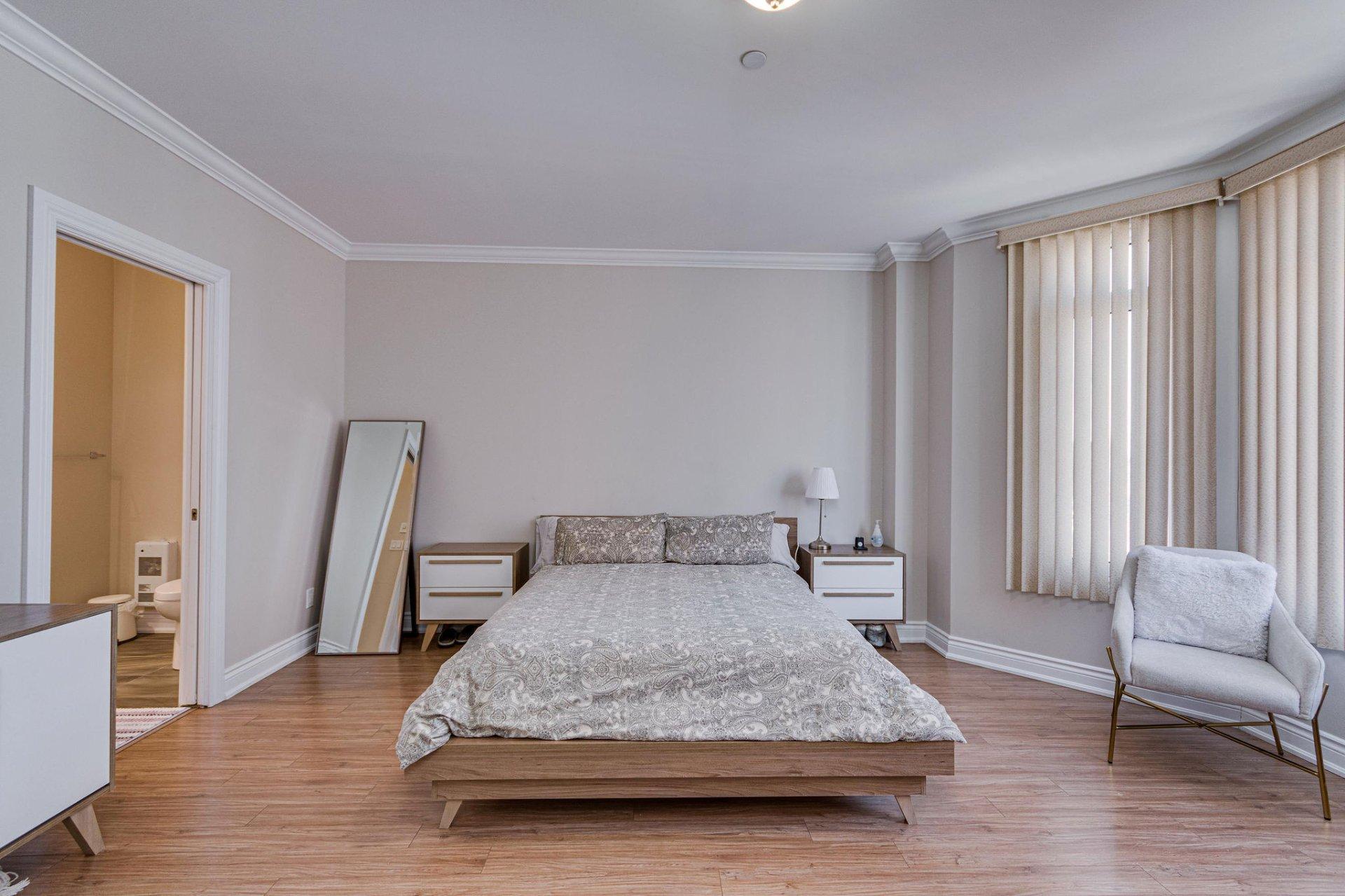 









224


Boul. Alexandre-Taché

, 604,
Gatineau (Hull),




QC
J9A0B8

